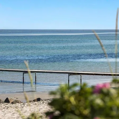 8862-glesborg-lyngvej-14 Fjellerup Strand